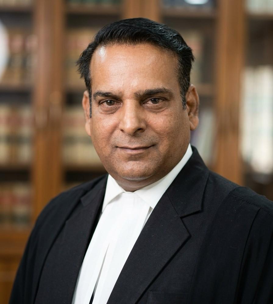 Sh Sanjeev K. Suri